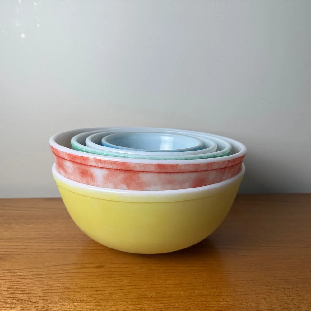 Pyrex Mixing Bowls Set of 5 Primary Colors Red Yellow Green‎ Blue Vintage